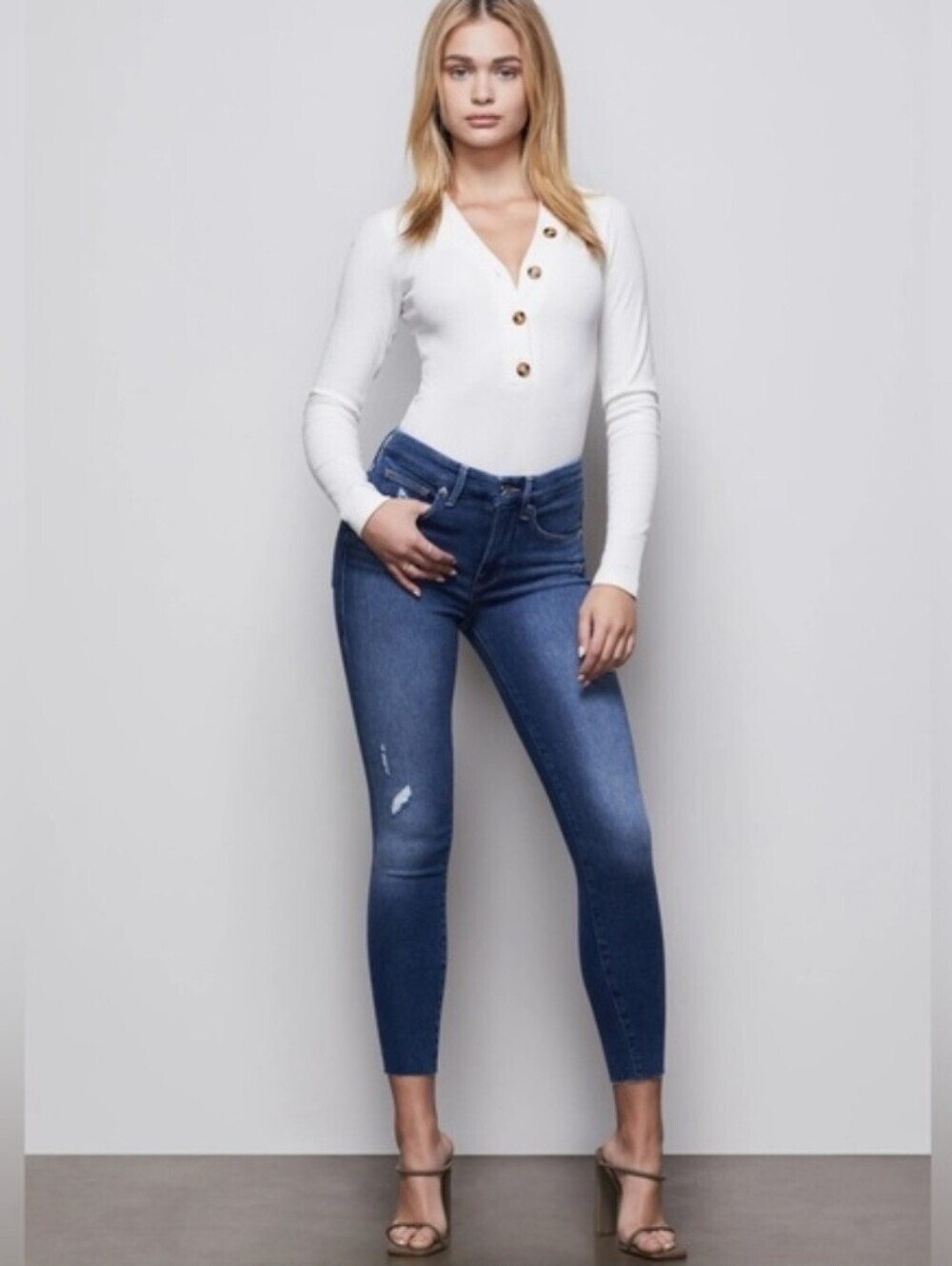 Good American | Good Legs Crop Skinny Jeans Size 22 Style GLCFH941T